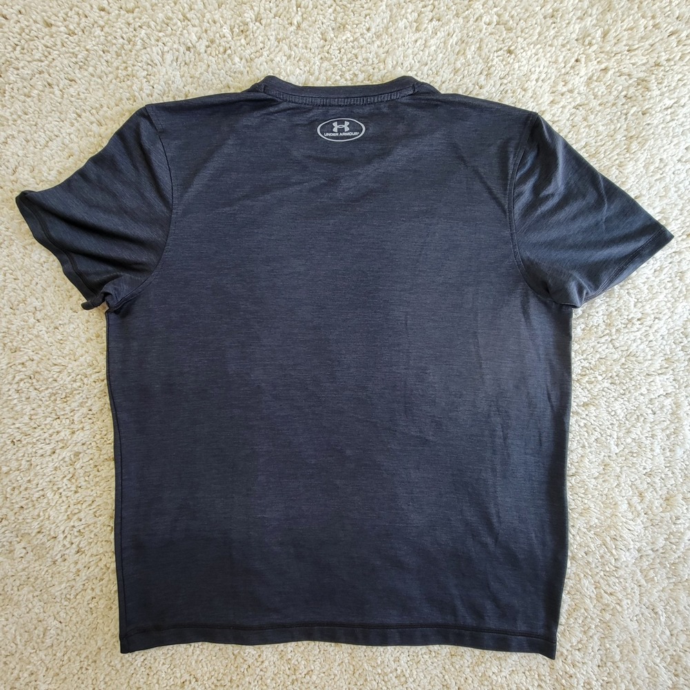 Under Armour Mens V-Neck T-Shirt HeatGear Gray Loose Fit Size Medium - Picture 6 of 9
